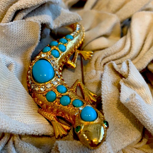 Pin - Picture 1 of 5